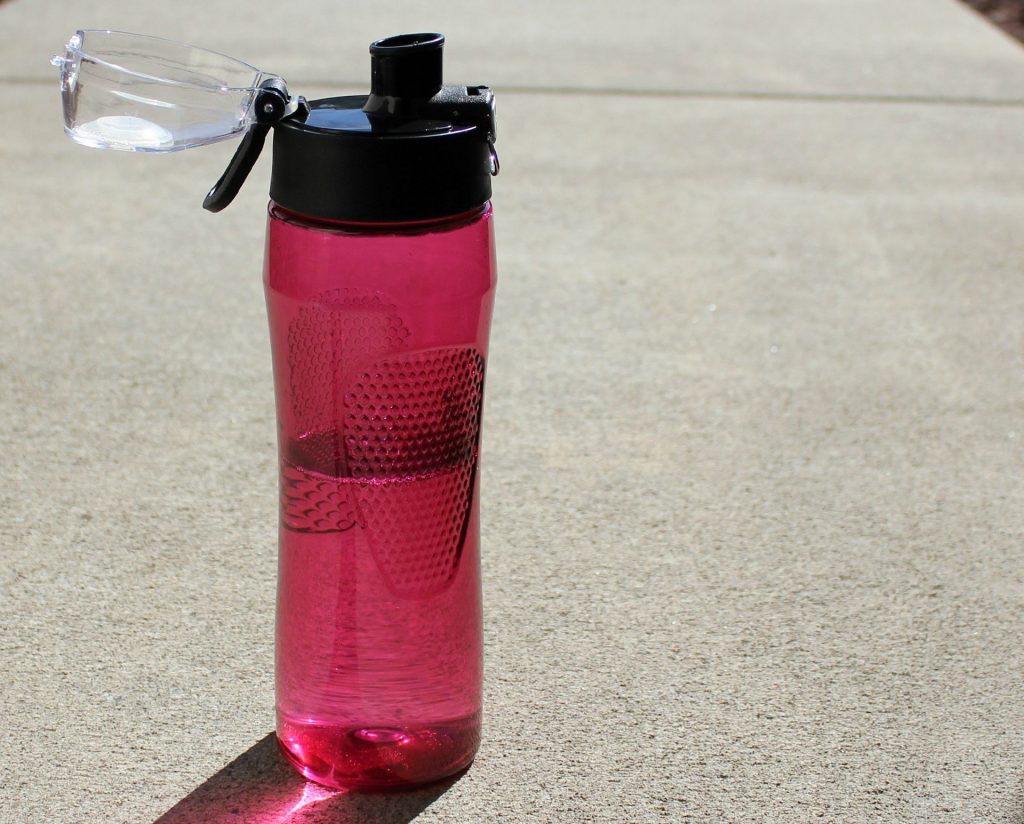 Water Bottle 962934 1920 (1)